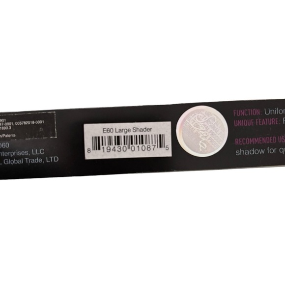 SIGMA E 60 LARGE SHADER BUNNY BLACK LUX ARTIST EYESHADOW MAKE UP EYE BRUSH NWT - Picture 5 of 5